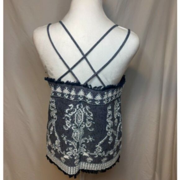 Endless Rose Sequin Embroidered Floral Sleeveless Top Womens Going Out NWOT - Picture 5 of 7